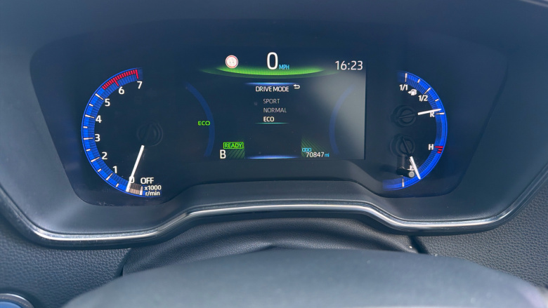 Toyota Corolla 1.8 VVT-i Hybrid Icon Tech 5dr CVT Hybrid Hatchback